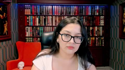 Snapshot of zarifabevi chatting on October 12, 2025, 4:39 pm Zarifa online show from October 12, 2025, 4:39 pm
