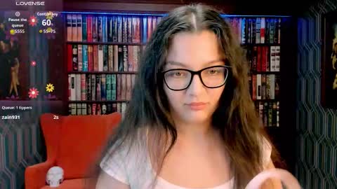 Snapshot of zarifabevi chatting on October 19, 2025, 2:12 am Zarifa online show from October 19, 2025, 2:12 am