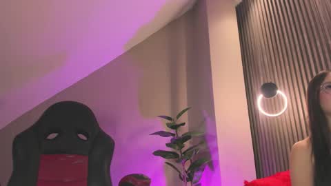 Zary online show from November 8, 2025, 1:11 pm