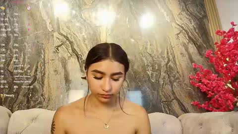 Snapshot of zayda_ chatting on February 25, 2025, 10:50 pm Zayda online show from February 25, 2025, 10:50 pm