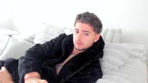 Zay lanez online show from November 4, 2025, 6:29 pm