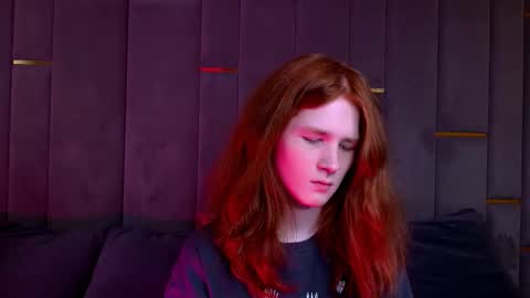 Snapshot of zaynginger chatting on November 30, 2025, 10:41 am ZAYN online show from November 30, 2025, 10:41 am