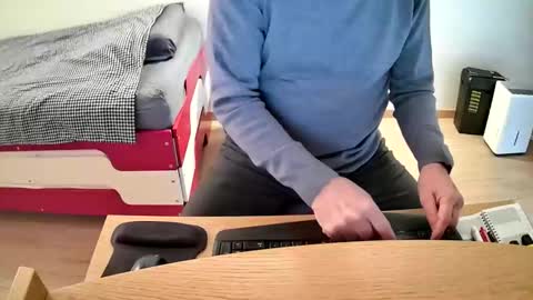 zebulon2023 online show from December 4, 2025, 8:45 am