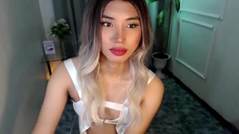 zelainalovetocum online show from January 19, 2025, 3:53 pm