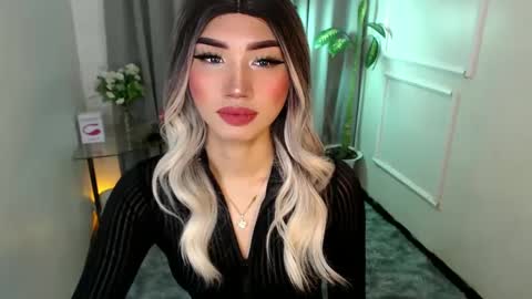 zelainalovetocum online show from February 4, 2025, 3:11 am