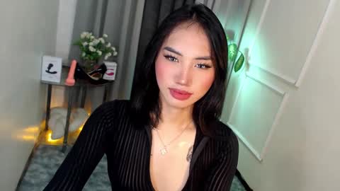 zelainalovetocum online show from March 11, 2025, 3:02 pm