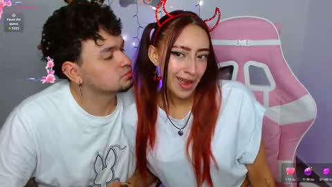 Zelda And Kuro online show from October 21, 2025, 6:41 pm