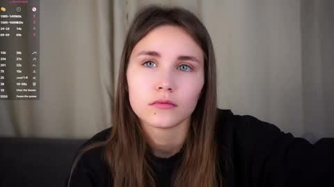 Snapshot of zeldaes chatting on November 15, 2025, 1:25 am Emilia online show from November 15, 2025, 1:25 am