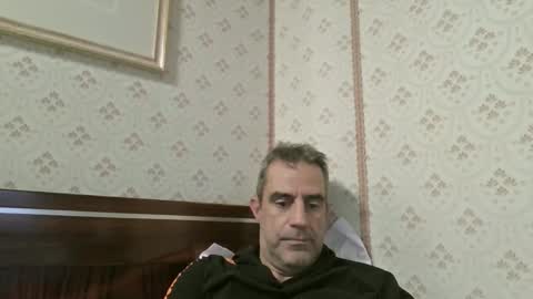 Snapshot of zenikk chatting on October 5, 2025, 1:20 pm zenikk online show from October 5, 2025, 1:20 pm