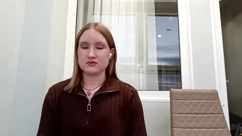 Snapshot of zenobiabeyerlein chatting on October 28, 2025, 9:13 am Shavon online show from October 28, 2025, 9:13 am