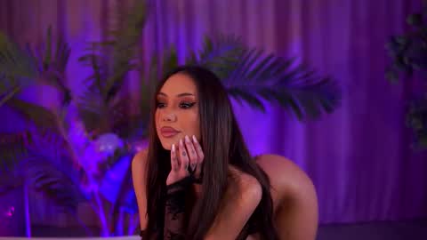 Snapshot of zenyanoir chatting on December 17, 2025, 7:42 pm ZenyaNoir online show from December 17, 2025, 7:42 pm