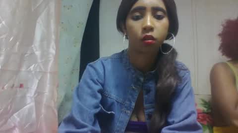 zeolineess online show from October 6, 2025, 5:38 am