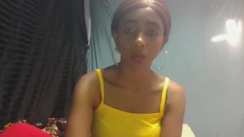 zeolineess online show from October 26, 2025, 3:56 am