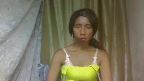 zeolineess online show from November 6, 2025, 4:19 pm