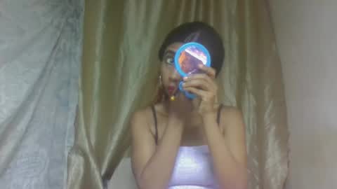 zeolineess online show from November 16, 2025, 6:52 am