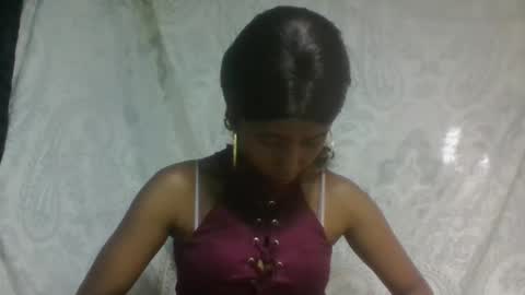 zeolineess online show from November 25, 2025, 5:40 am