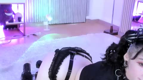 Snapshot of zephirah_abney chatting on October 10, 2025, 3:00 pm online show from October 10, 2025, 3:00 pm