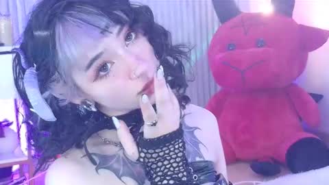 Snapshot of zephirah_abney chatting on November 25, 2025, 3:12 pm online show from November 25, 2025, 3:12 pm