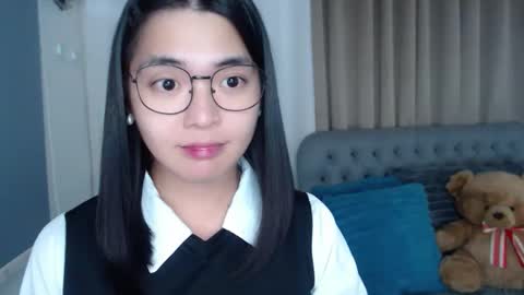 Snapshot of zhaviahale chatting on September 18, 2025, 6:48 am im your lovely zhaviabigcock here online show from September 18, 2025, 6:48 am