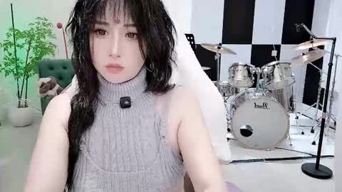 Snapshot of zhen0 chatting on September 30, 2025, 8:25 pm zhen online show from September 30, 2025, 8:25 pm