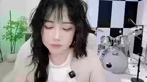 Snapshot of zhen0 chatting on October 14, 2025, 8:09 pm zhen online show from October 14, 2025, 8:09 pm