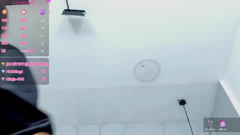 Snapshot of ziamiller chatting on February 24, 2025, 6:15 pm zia online show from February 24, 2025, 6:15 pm