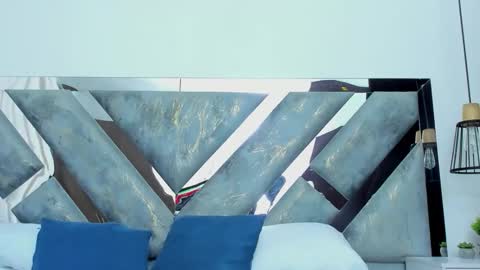 Snapshot of ziamiller chatting on November 19, 2025, 10:04 am zia online show from November 19, 2025, 10:04 am