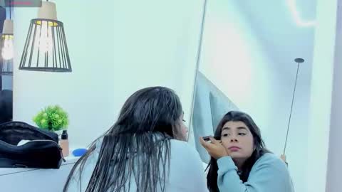 Snapshot of ziamiller chatting on November 21, 2025, 11:42 am zia online show from November 21, 2025, 11:42 am