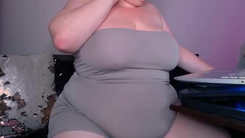 zinacorleone online show from October 24, 2025, 9:00 pm