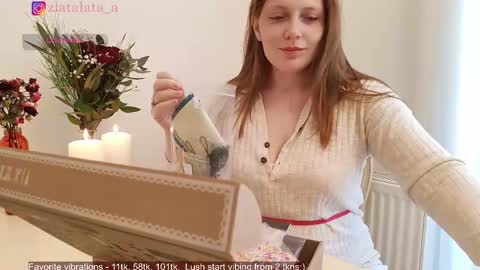 Snapshot of zlatalata chatting on February 17, 2025, 7:47 am zlatalata online show from February 17, 2025, 7:47 am