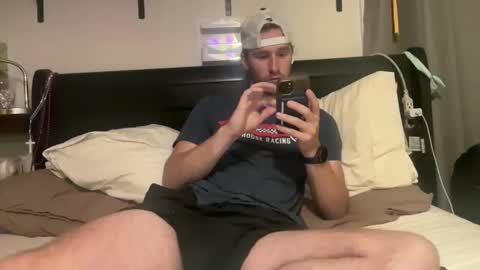 Snapshot of zmac0214 chatting on November 10, 2025, 11:53 am Gregm0419 online show from November 10, 2025, 11:53 am