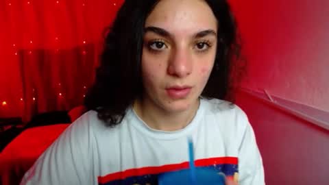 Snapshot of zoe_0111 chatting on February 14, 2025, 9:21 pm zoe_0111 online show from February 14, 2025, 9:21 pm