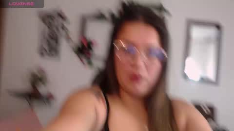 Snapshot of zoe_bj chatting on December 15, 2025, 8:57 pm zoe_bj online show from December 15, 2025, 8:57 pm