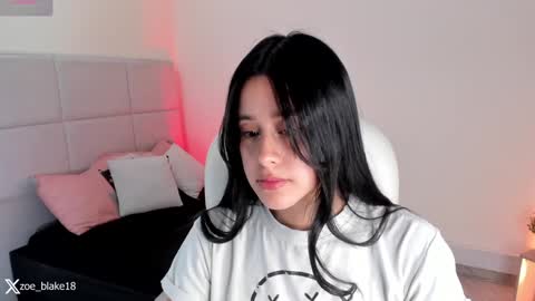 Zoe online show from February 2, 2025, 2:56 pm