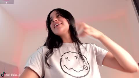 Zoe online show from February 2, 2025, 9:02 pm