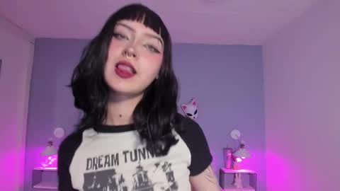 Snapshot of zoe_lynch_ chatting on September 28, 2025, 2:33 pm Zoe Lynch online show from September 28, 2025, 2:33 pm