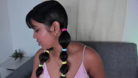 Zoe online show from February 24, 2025, 9:41 pm