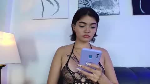 Zoe online show from September 18, 2025, 3:08 am