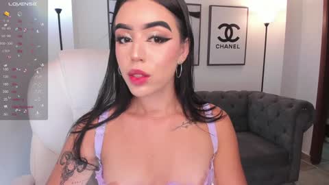 Snapshot of zoee_jackson chatting on December 28, 2024, 6:50 pm  zoee jackson online show from December 28, 2024, 6:50 pm