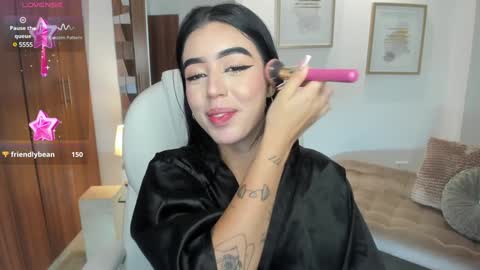 Snapshot of zoee_jackson chatting on January 7, 2025, 10:08 pm  zoee jackson online show from January 7, 2025, 10:08 pm