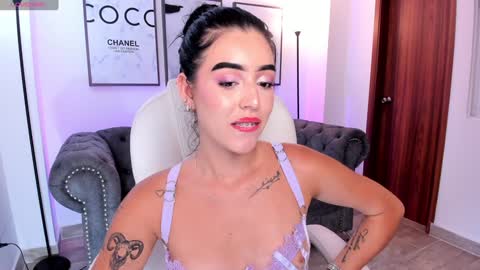 Snapshot of zoee_jackson chatting on January 27, 2025, 7:03 pm  zoee jackson online show from January 27, 2025, 7:03 pm