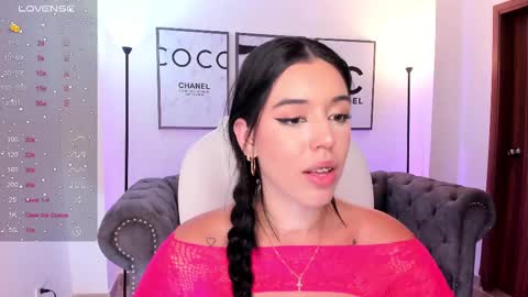 Snapshot of zoee_jackson chatting on February 11, 2025, 7:16 pm  zoee jackson online show from February 11, 2025, 7:16 pm