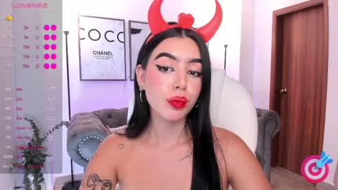 Snapshot of zoee_jackson chatting on February 27, 2025, 10:09 pm  zoee jackson online show from February 27, 2025, 10:09 pm