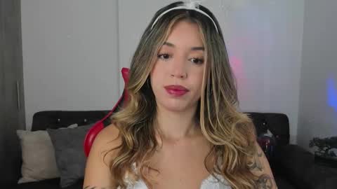 Snapshot of zoee_jackson chatting on October 26, 2025, 9:10 pm zoee jackson online show from October 26, 2025, 9:10 pm