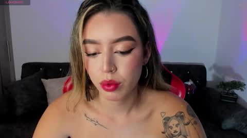 Snapshot of zoee_jackson chatting on November 21, 2025, 2:21 am zoee jackson online show from November 21, 2025, 2:21 am