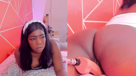 Snapshot of zoeethompson_cm chatting on January 10, 2025, 10:36 pm online show from January 10, 2025, 10:36 pm