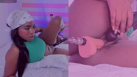 Snapshot of zoeethompson_cm chatting on February 1, 2025, 12:29 am online show from February 1, 2025, 12:29 am