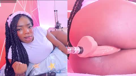 Snapshot of zoeethompson_cm chatting on March 6, 2025, 2:18 pm online show from March 6, 2025, 2:18 pm