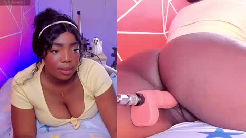 Snapshot of zoeethompson_cm chatting on October 7, 2025, 11:07 am online show from October 7, 2025, 11:07 am