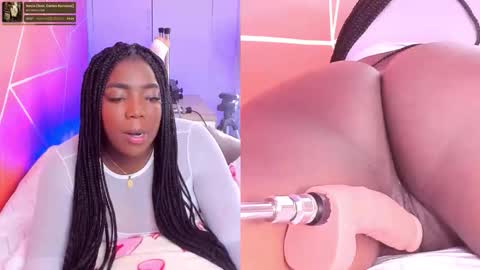 Snapshot of zoeethompson_cm chatting on November 20, 2025, 10:59 am online show from November 20, 2025, 10:59 am